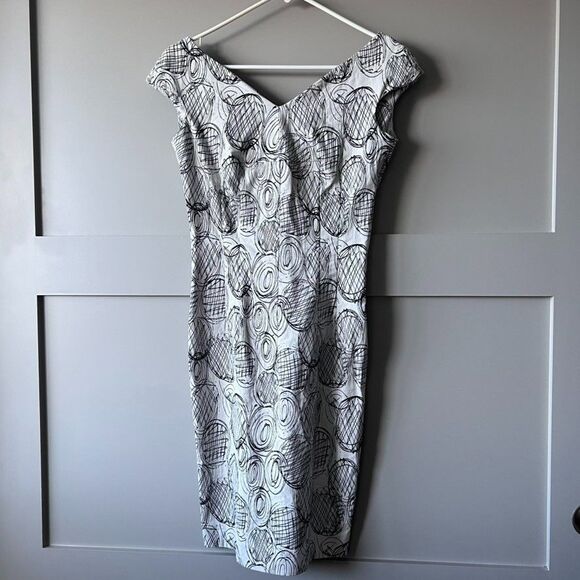 Pamela Milano Dress Women XS Geometric Beige Black Fit & Flare Made in Italy EUC - Picture 2 of 14